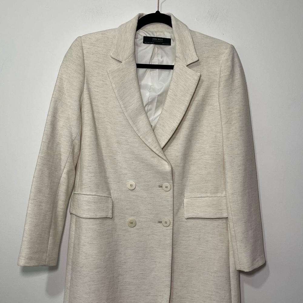 Zara women's cream double breasted above knee ribbed crinkle blazer in size S - Picture 2 of 8